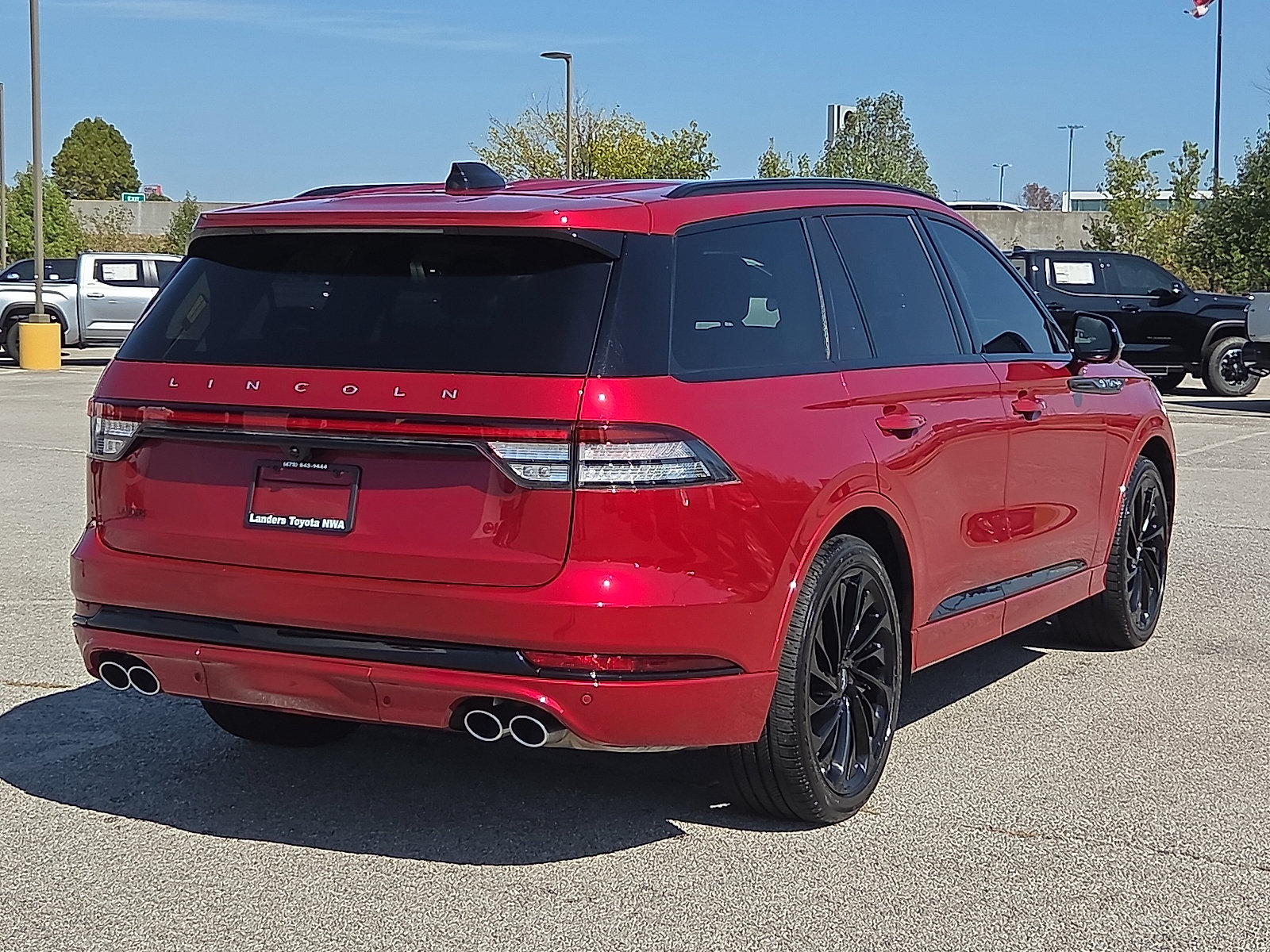 Used 2025 Lincoln Aviator Reserve w/ Equipment Group 201A AWD/4WD image 5