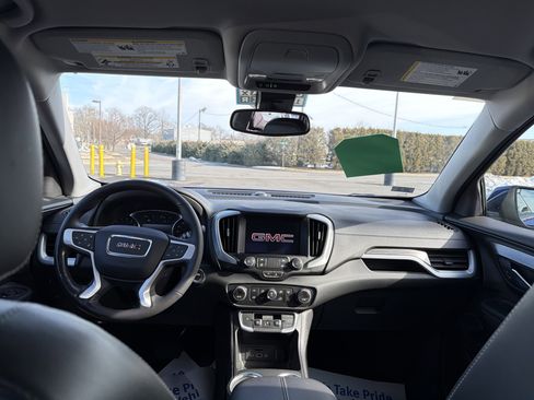 Certified 2022 GMC Terrain SLT image 25