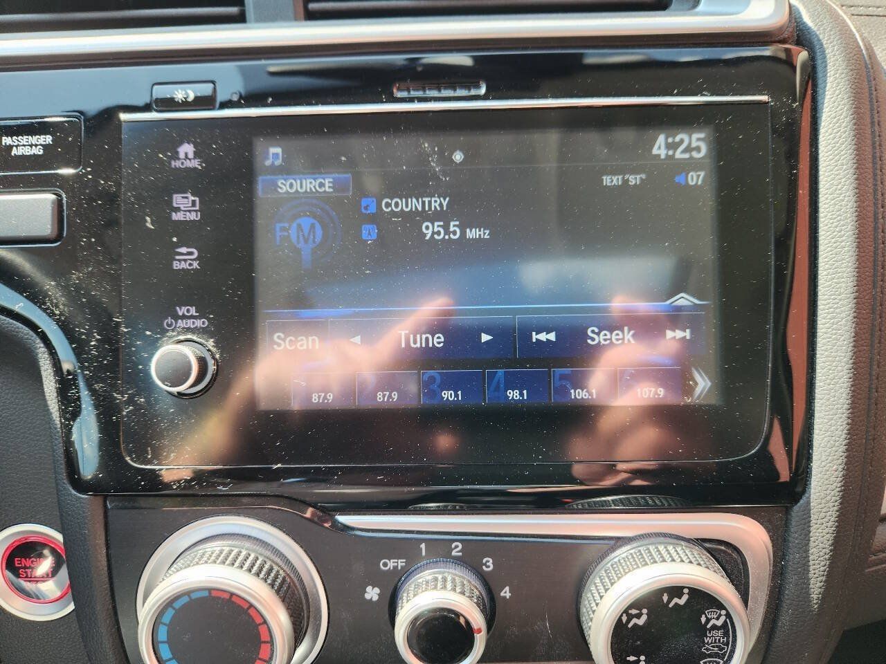 Used 2019 Honda Fit EX image 16