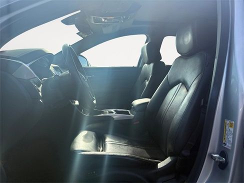 Used 2015 Cadillac SRX Luxury w/ Trailering Package image 9