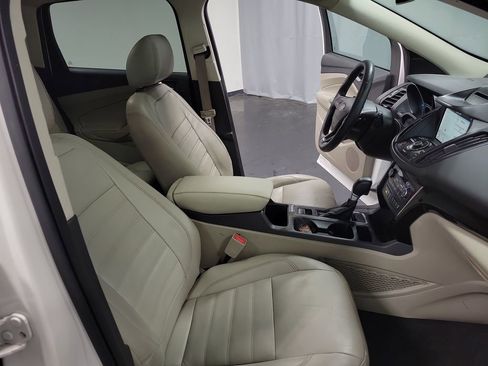 Used 2018 Ford Escape Titanium image 22