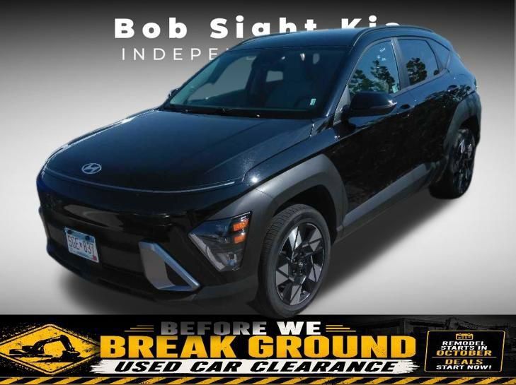 Used 2025 Hyundai Kona SEL AWD/4WD image 1