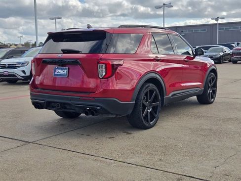 Used 2022 Ford Explorer ST image 5