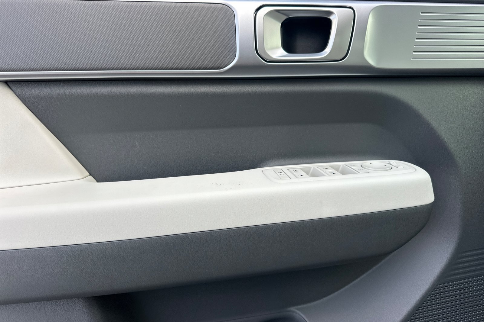 Certified 2026 Hyundai Santa Fe SE FWD image 14