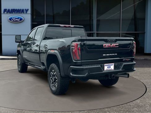 Used 2026 GMC Sierra 2500 AT4X AWD/4WD image 4
