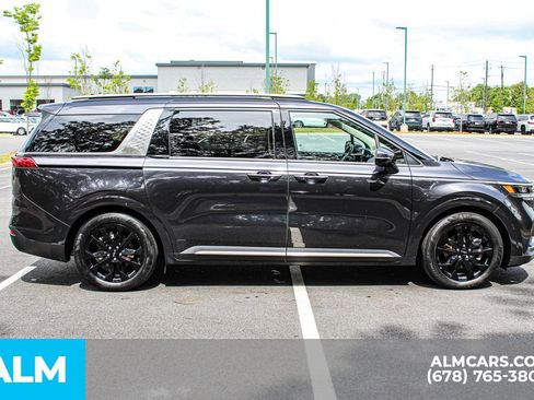 Used 2024 Kia Carnival SX Prestige FWD image 9
