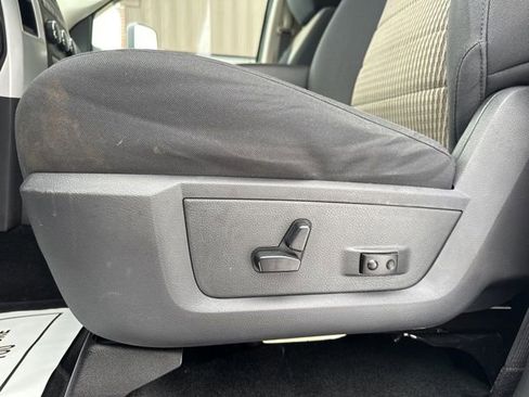 Used 2012 RAM 3500 Big Horn image 29