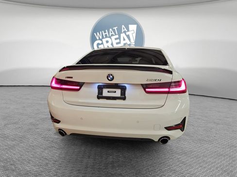 Used 2022 BMW 330i xDrive Sedan w/ Convenience Package AWD/4WD image 5