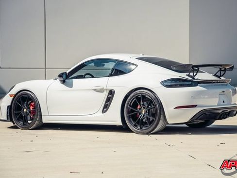 Used 2018 Porsche 718 Cayman GTS RWD image 57