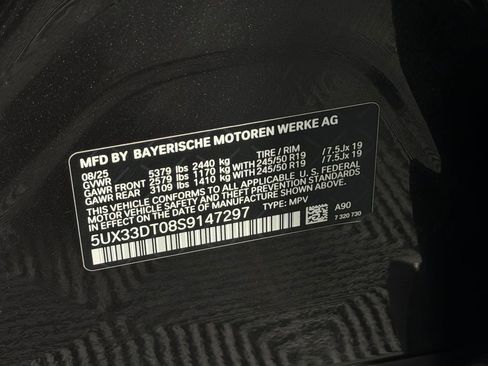 Used 2025 BMW X4 xDrive30i AWD/4WD image 36