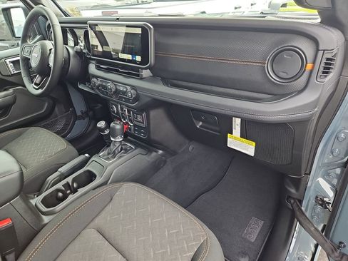 New 2026 Jeep Gladiator Mojave image 29