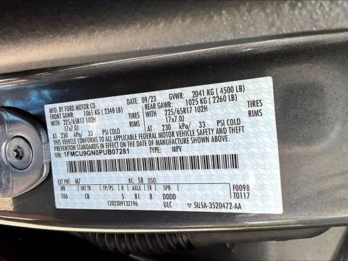 Used 2023 Ford Escape Active w/ Tech Pack #1 AWD/4WD image 18