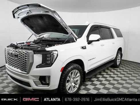 Used 2022 GMC Yukon XL Denali w/ Max Trailering Package AWD/4WD image 5