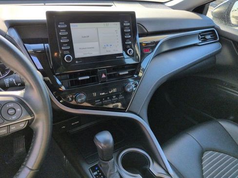 Used 2023 Toyota Camry SE w/ Convenience Package image 22