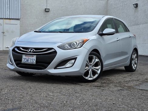 Used 2013 Hyundai Elantra GT w/ Touch & Go Pkg image 17
