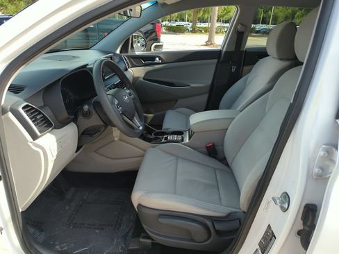 Used 2019 Hyundai Tucson SE AWD/4WD image 18