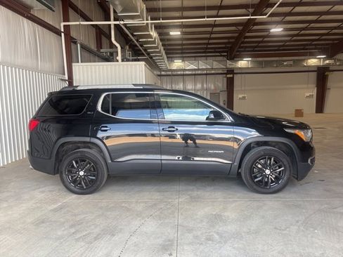 Used 2019 GMC Acadia SLT w/ LPO, Cargo Package image 1