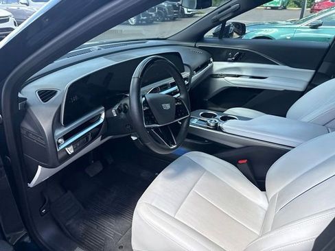 Certified 2024 Cadillac Lyriq Luxury w/ LPO, Floor Liner Package AWD/4WD image 9