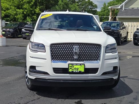 Used 2024 Lincoln Navigator Reserve AWD/4WD image 4