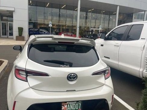 Used 2019 Toyota Corolla XSE image 16