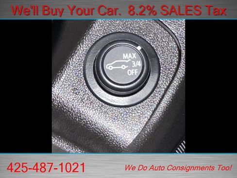 Used 2024 GMC Terrain Denali w/ Denali Premium Package image 32