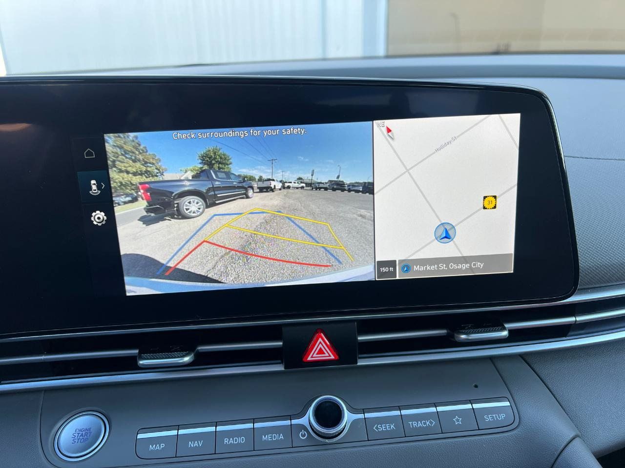 Used 2025 Hyundai Elantra SEL FWD image 54