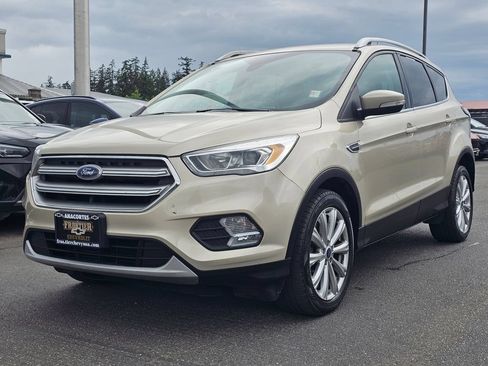 Used 2017 Ford Escape Titanium FWD image 7