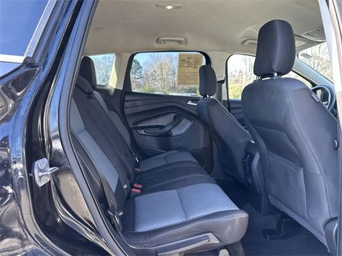 Used 2018 Ford Escape SE image 27