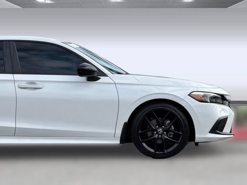 Used 2023 Honda Civic Sport image 33