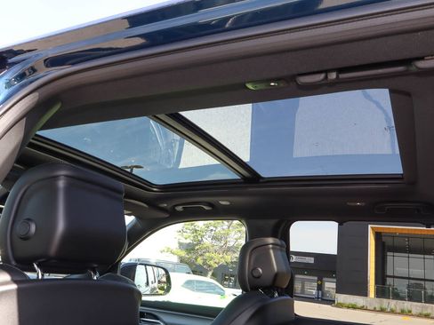 New 2026 Jeep Grand Wagoneer Limited AWD/4WD image 16