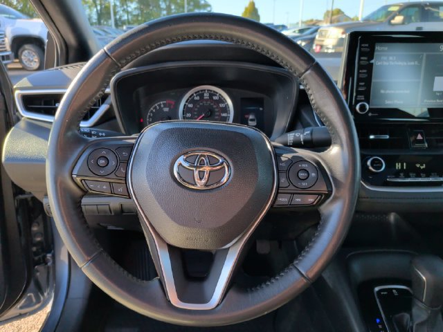 Used 2022 Toyota Corolla SE w/ SE Premium Package FWD image 14