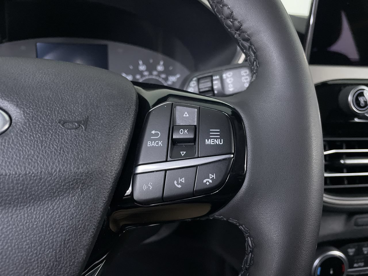 Used 2022 Ford Escape SEL AWD/4WD image 26