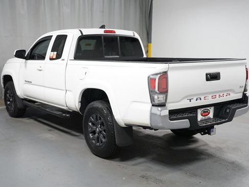 Certified 2022 Toyota Tacoma SR5 RWD image 6