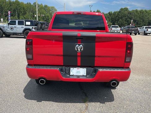 Used 2021 RAM 1500 Express w/ Express Value Package RWD image 4