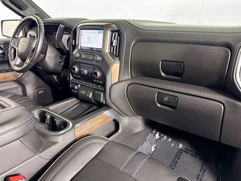 Used 2021 Chevrolet Silverado 1500 High Country w/ Technology Package AWD/4WD image 35