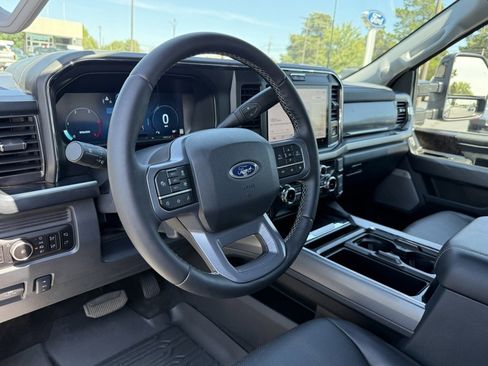 New 2025 Ford F250 Lariat w/ Lariat Ultimate Package image 7