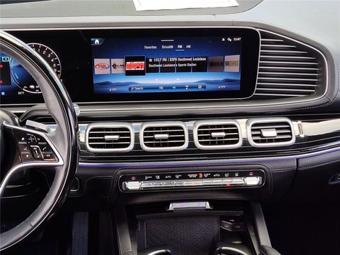 Used 2024 Mercedes-Benz GLE 450e 4MATIC image 18