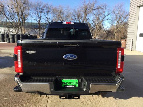 Used 2023 Ford F350 Lariat w/ Chrome Package image 5