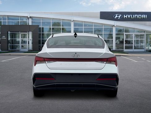 New 2026 Hyundai Elantra SE FWD image 6