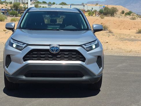 Used 2024 Toyota RAV4 XLE w/ Convenience Package AWD/4WD image 8