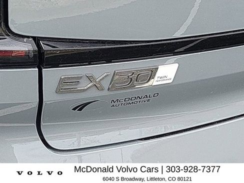 New 2026 Volvo EX30 Plus w/ Protection Package Premier AWD/4WD image 16