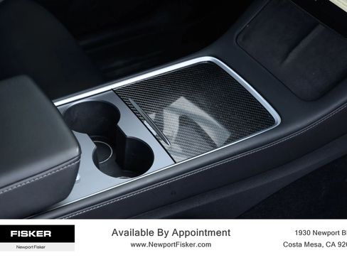Used 2021 Tesla Model Y Long Range AWD/4WD image 27