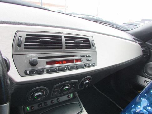 Used 2003 BMW Z4 2.5i image 56