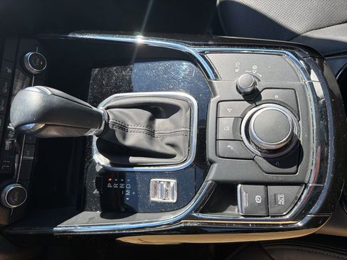 Used 2023 MAZDA CX-9 Touring image 9