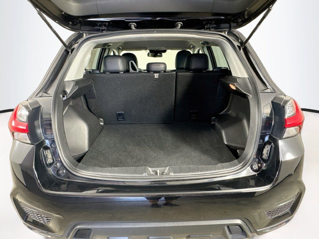 Used 2024 Mitsubishi Outlander Sport ES AWD/4WD image 24