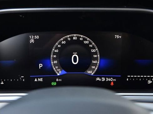 New 2026 Volkswagen Taos SE image 11