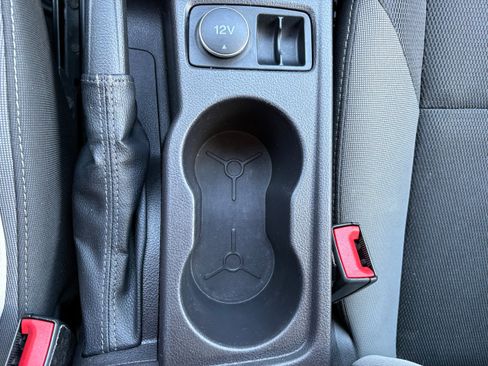 Used 2014 Ford Focus S FWD image 17