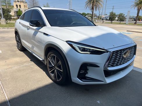 Used 2025 INFINITI QX55 Essential w/ Cargo Package image 4