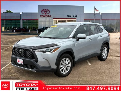 Used 2022 Toyota Corolla Cross LE AWD/4WD image 1