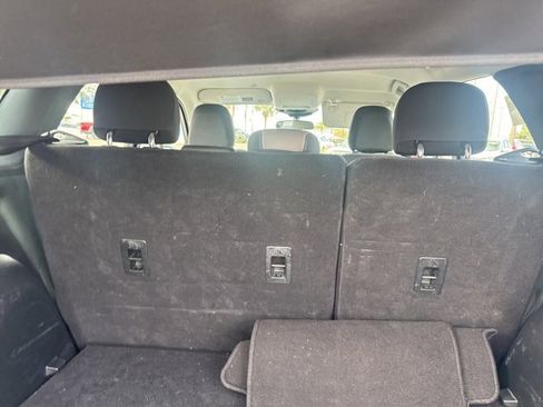 Used 2022 Ford Escape S image 21